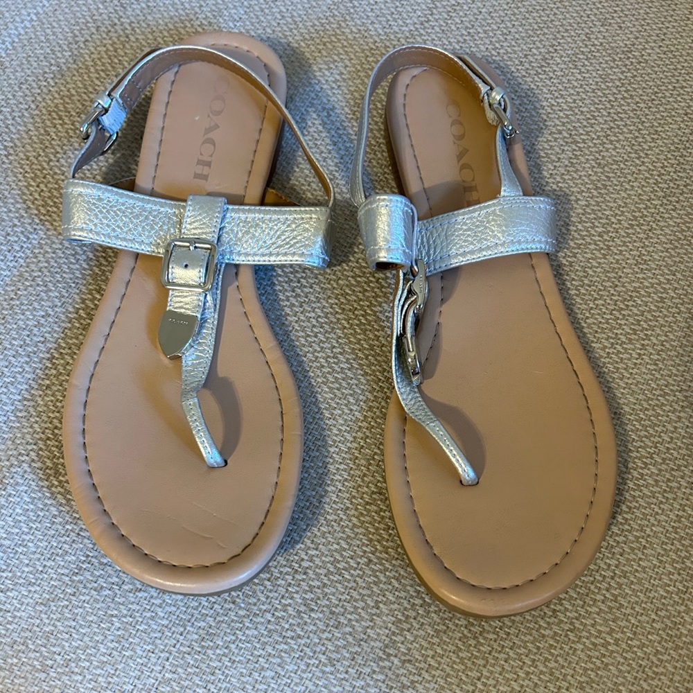 Coach Cassidy silver T strap size 8